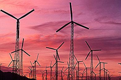 《Apex英雄》第十赛季“羽化重生”赛季通行证预告片